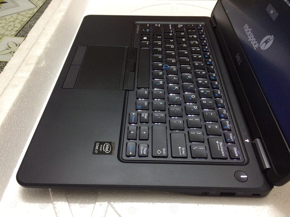 IBM X1 CABON I7 6600..RAM 16G..HP Spectre x360 I7 6500..HP 9480 I7 4600..8G..DELL E7450 I5 5300..8G. - 9