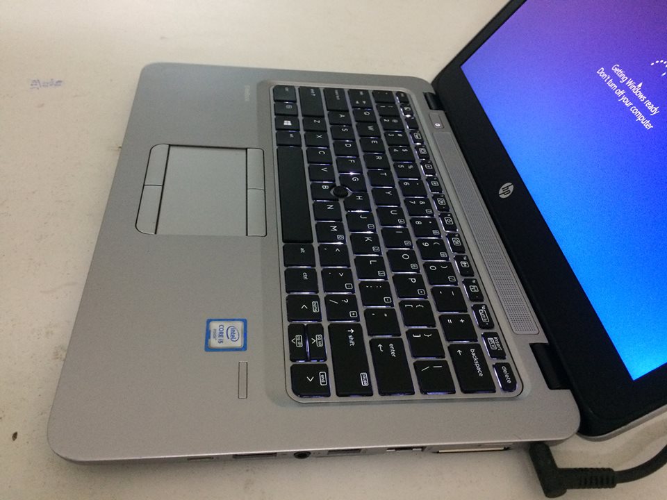 HP 8570W I7 3740QM 8G..HP Folio 9470M I5 3537U..8G..HP 820 G3..I5 6200..8G....IBM X250 I7  5600..8G. - 5