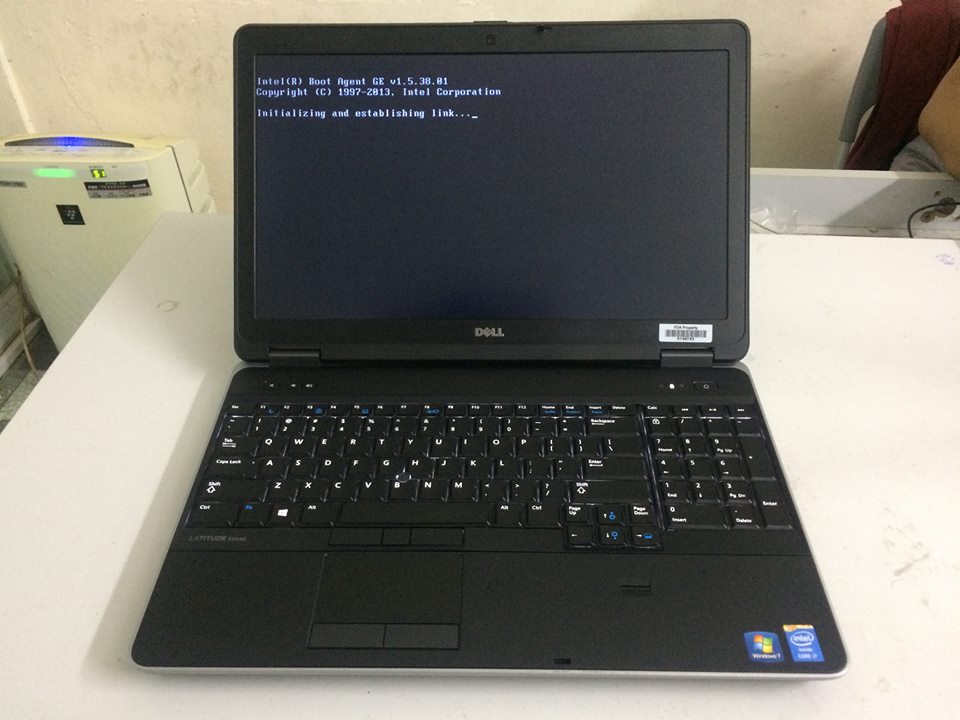 HP 9470..I5 3437U..RAM 8G..SSD 128G...DELL latitude E6540 i7 4800QM..RAM 8G..SSD 256G..FHD..VGA 2G.. - 6