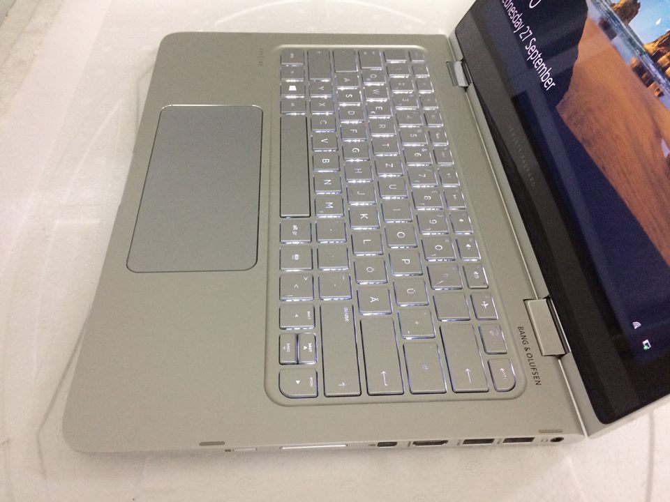 IBM X1 CABON I7 6600..RAM 16G..HP Spectre x360 I7 6500..HP 9480 I7 4600..8G..DELL E7450 I5 5300..8G. - 19