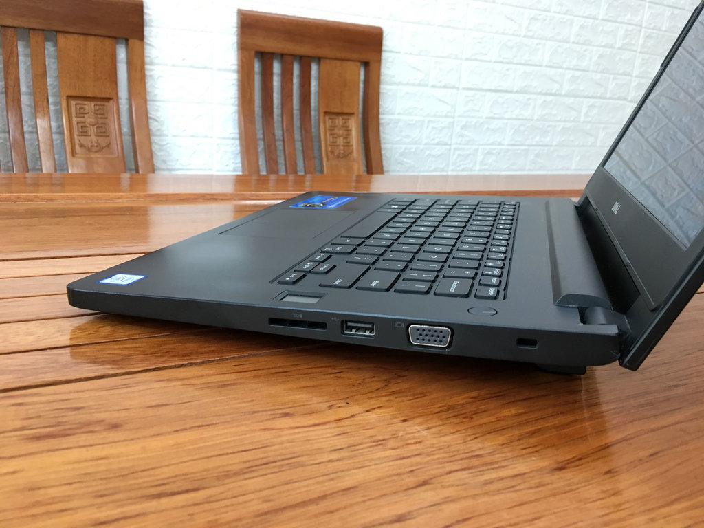 DELL LATITUDE E3470 9.