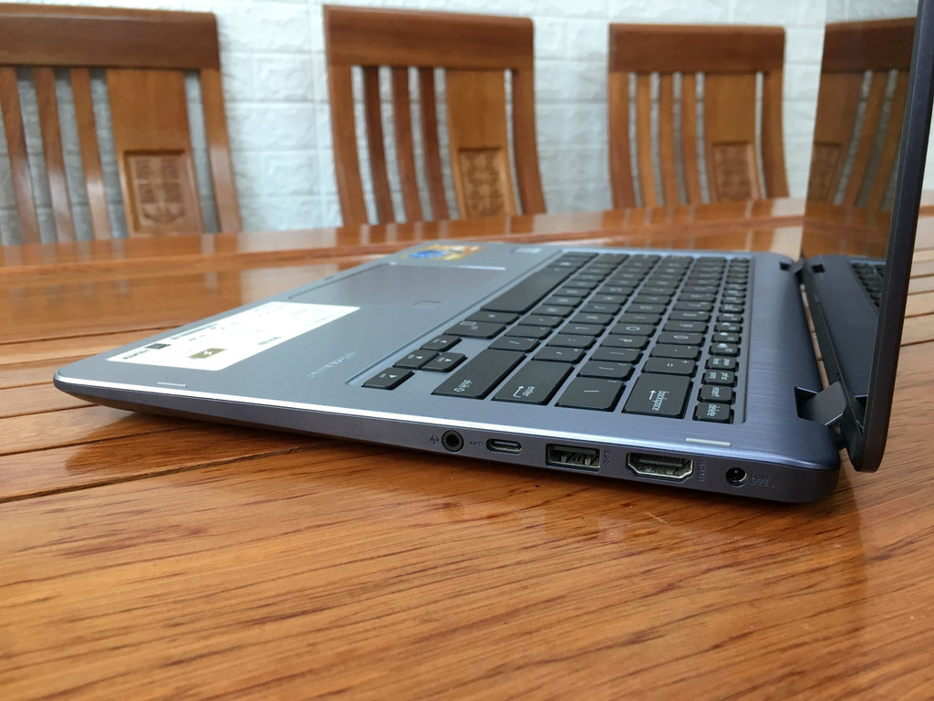 ASUS VIVOBOOK TP410UA 9.