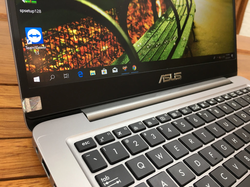 ASUS ZENBOOK UX410UA 3.