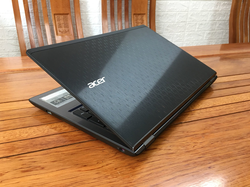 ACER V5-591G 8.