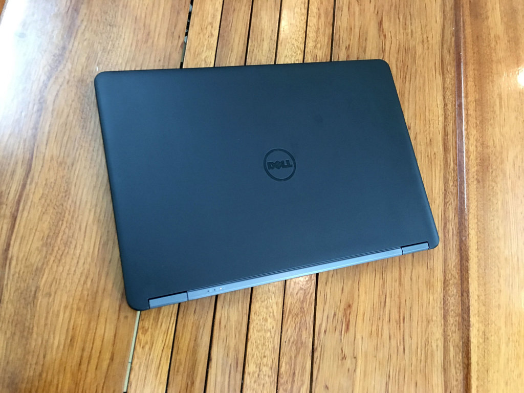 DELL LATITUDE E7450 1.