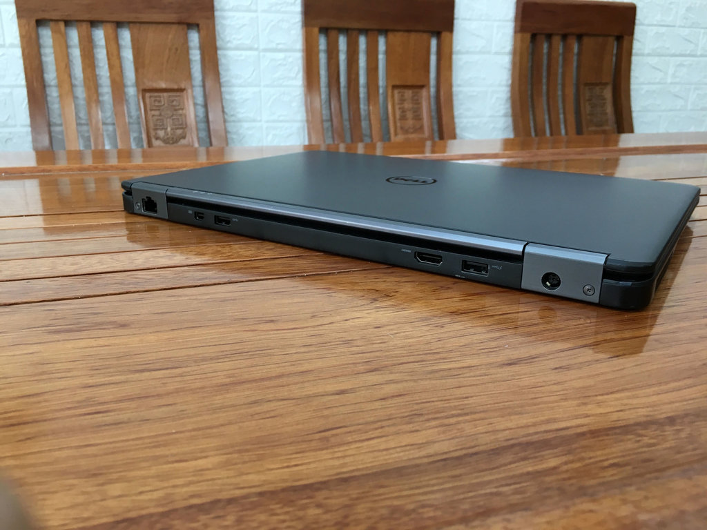 DELL LATITUDE E7450 10.