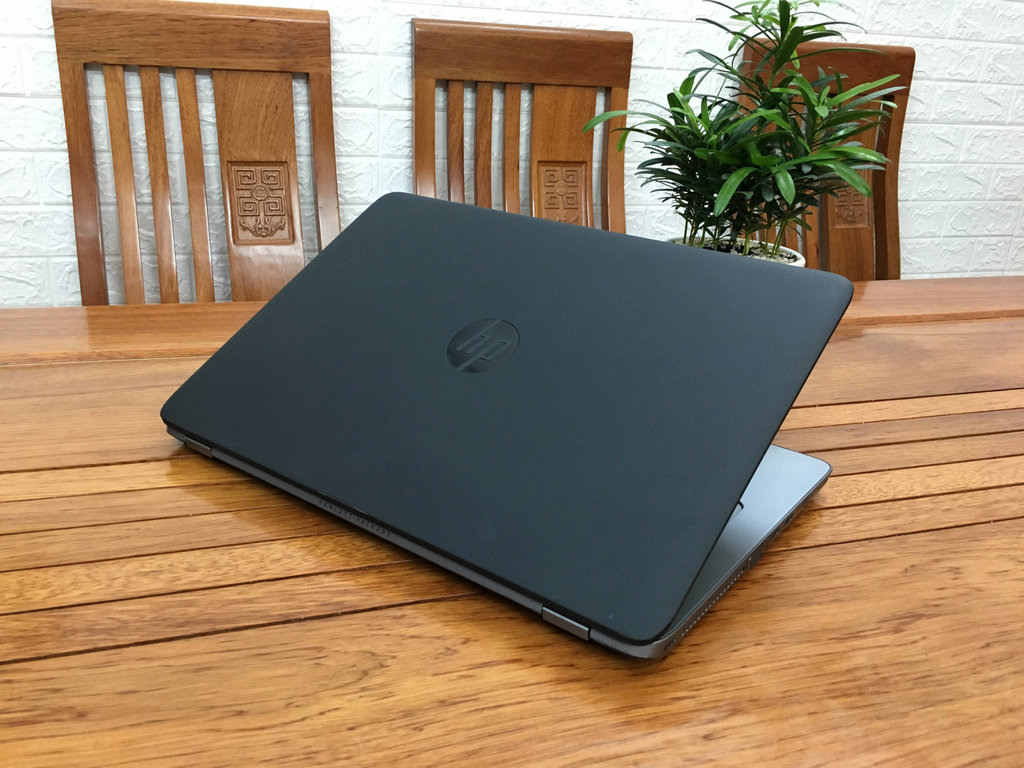 HP ELITEBOOK 745-G2 9.