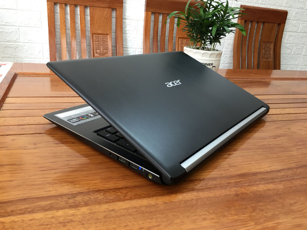 ACER ASPIRE A515-51G 4.