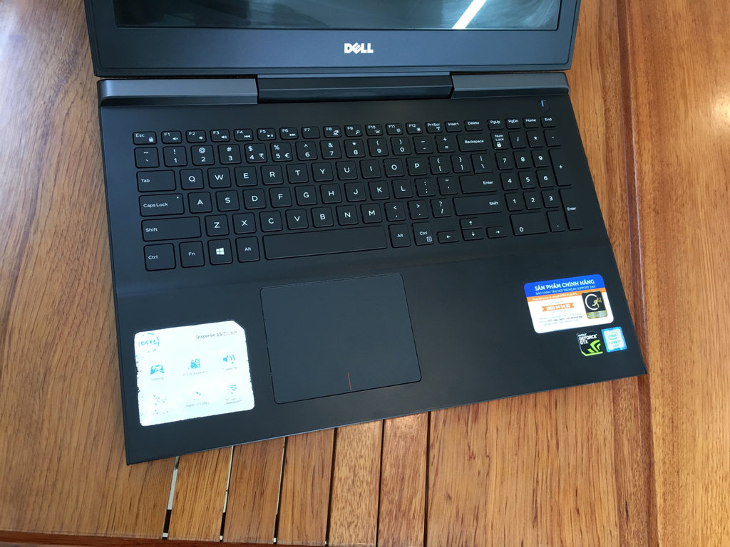 DELL INSPIRON 7566 8.