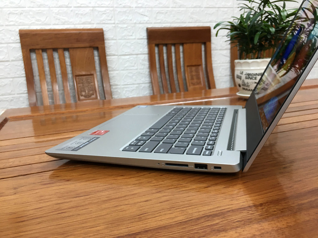 LENOVO IDEAPAD 330S-14IKB 5.