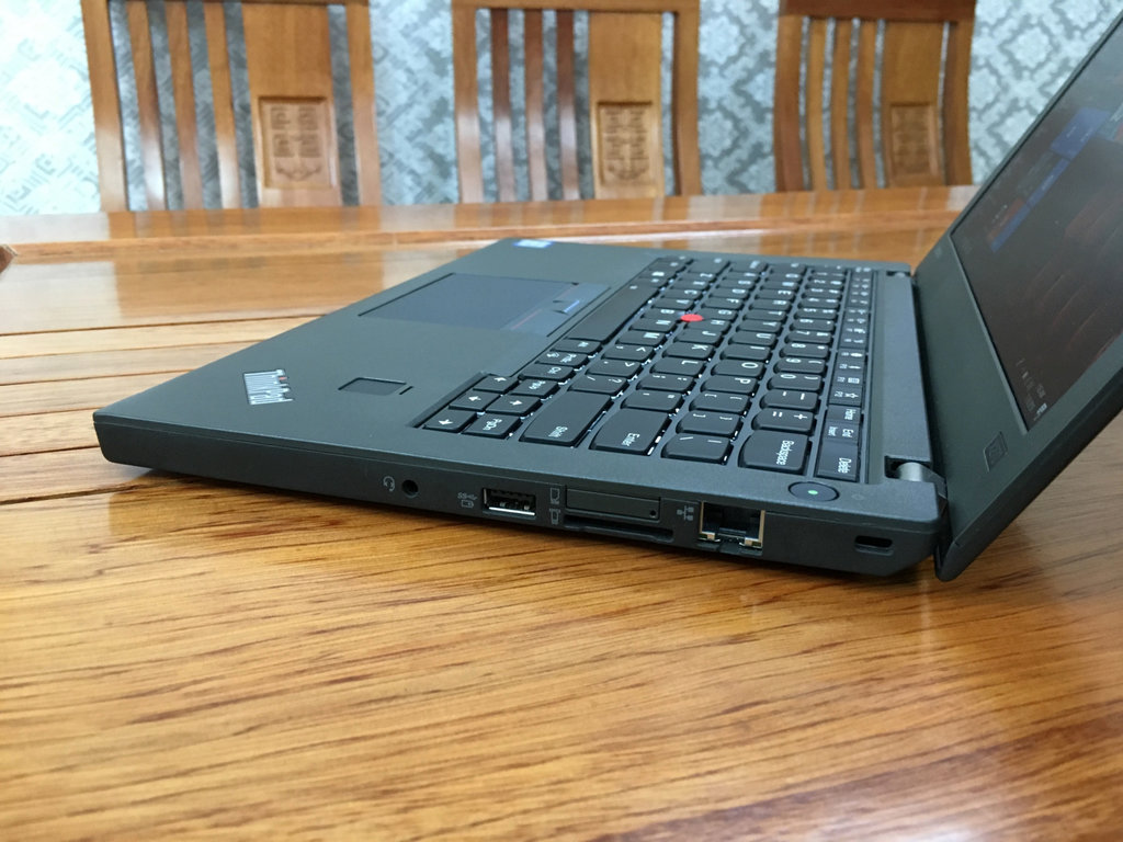 LENOVO X270 4.