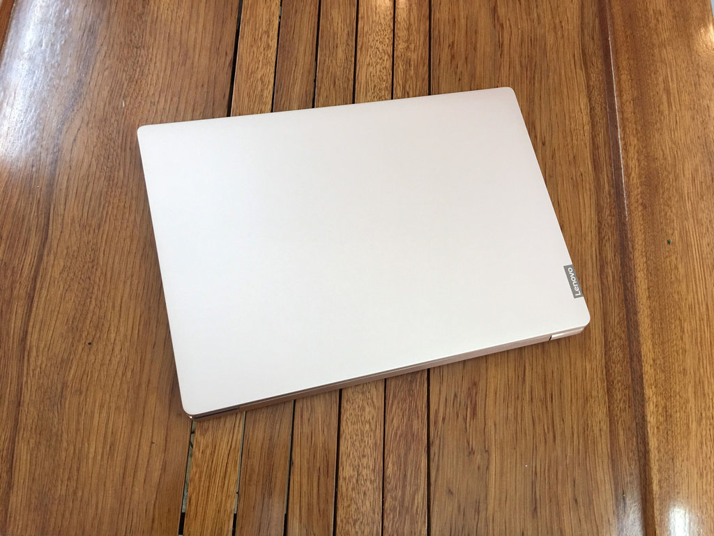 LENOVO IDEAPAD 530S 1.