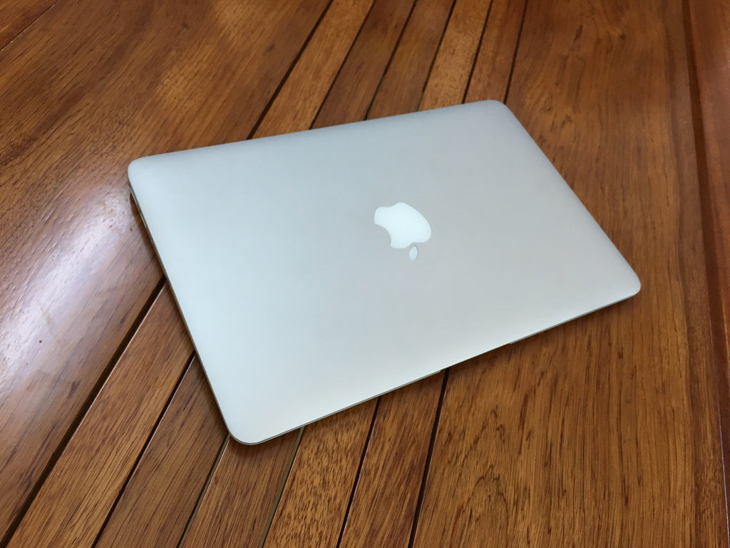 MACBOOK AIR 11 2014 (MD711) 1.