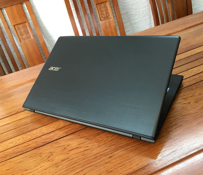 ACER ASPIRE E5-575G 10.