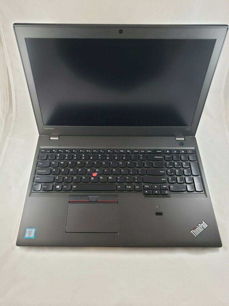 12447900_lenovo_thinkpad_t560_02.