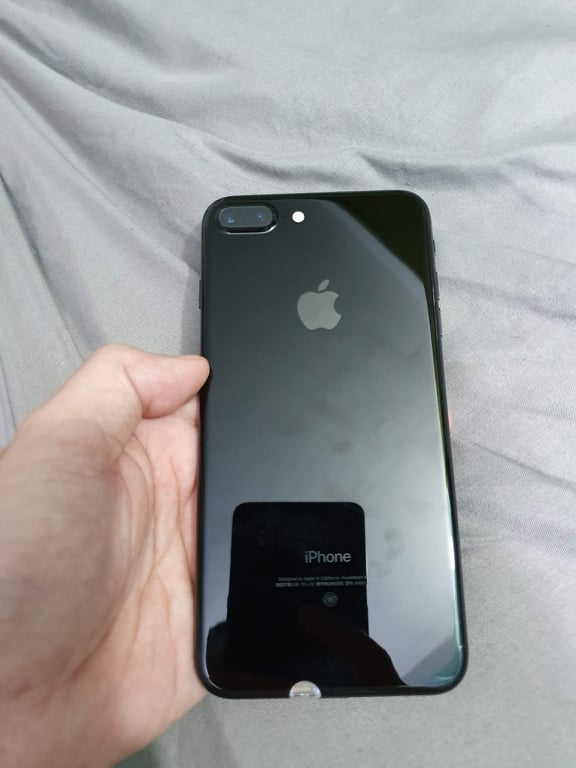 iPhone 7 Plus 128GB7...