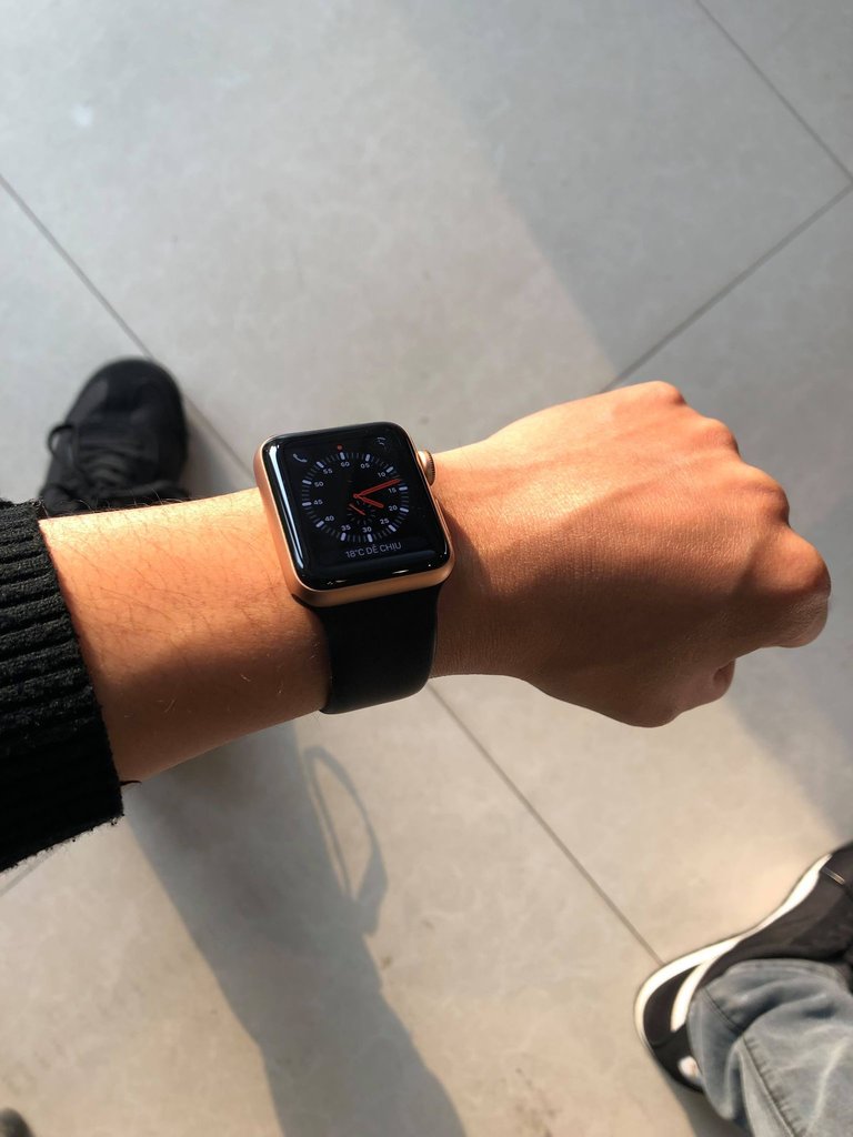 Apple Watch Series 399.