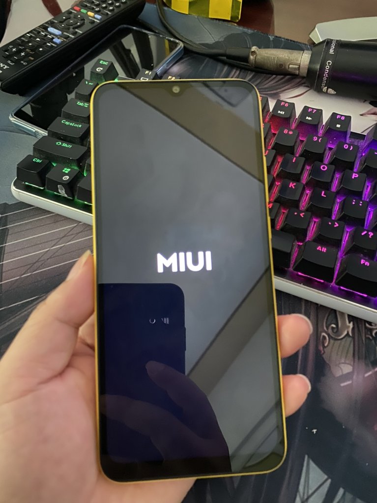 MIUI.