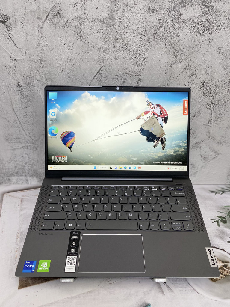 Lenovo Ideapad Slim 5i.