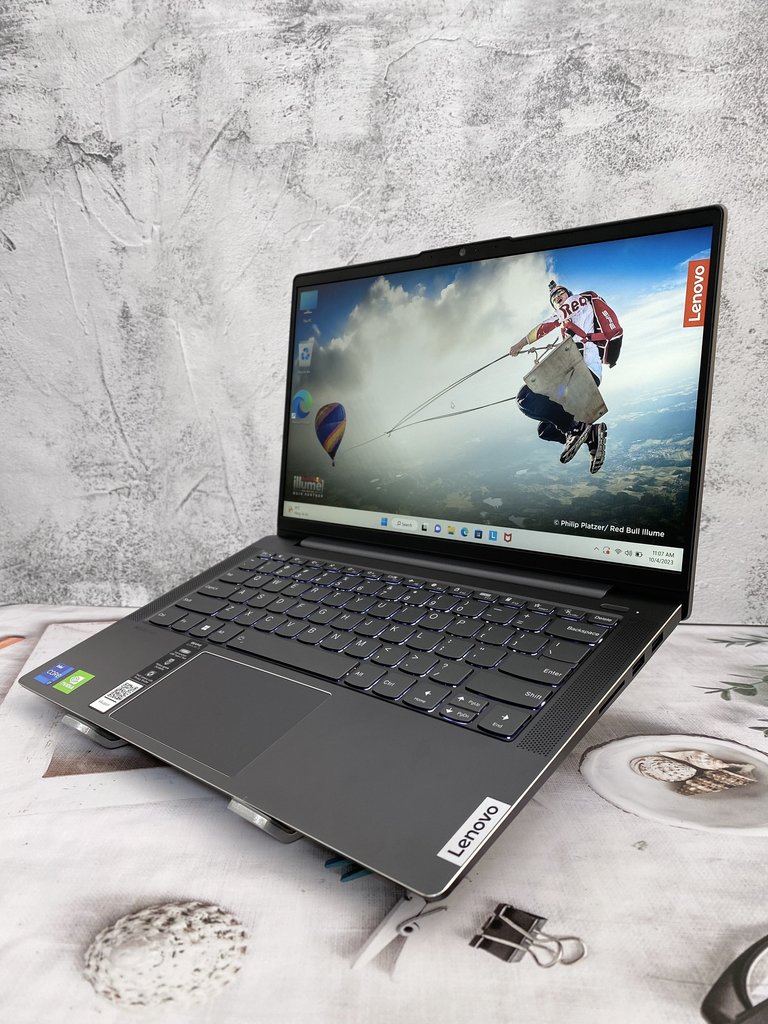 Lenovo Ideapad Slim 5i 01.