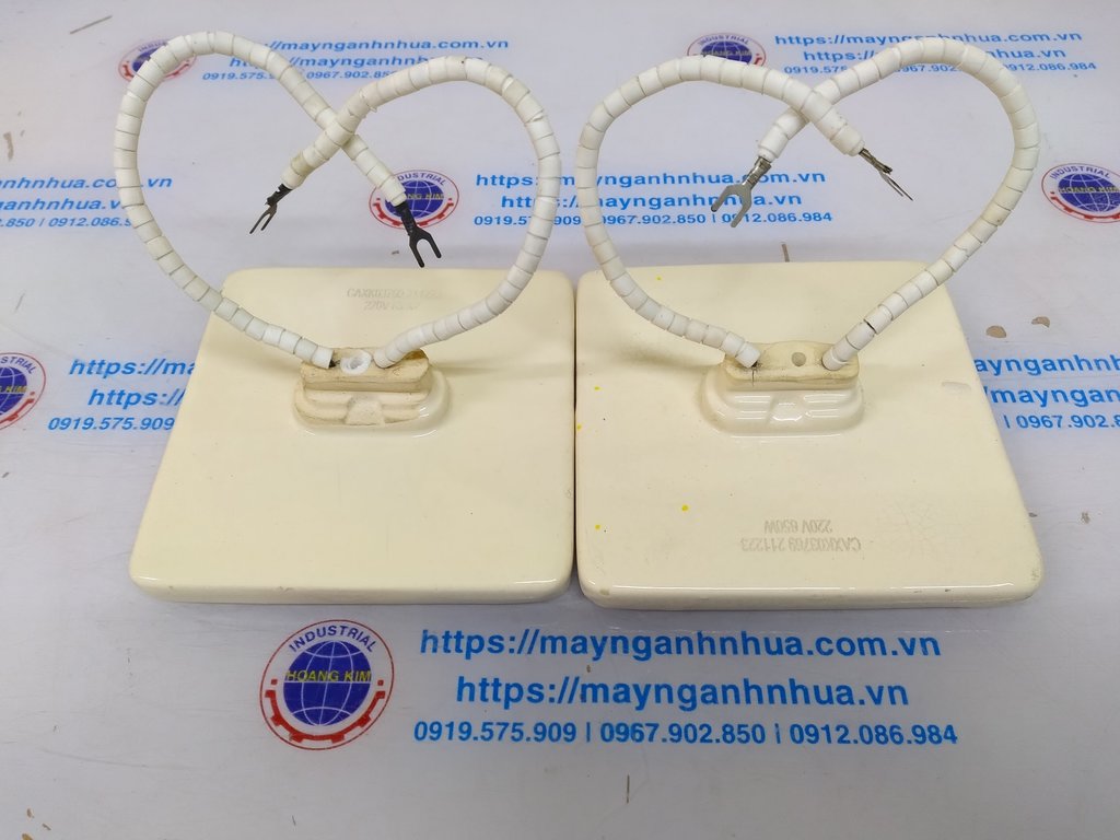 Điện trở sứ 2 chân rộng 120 dài 120 điện áp 230V công suất 650W.