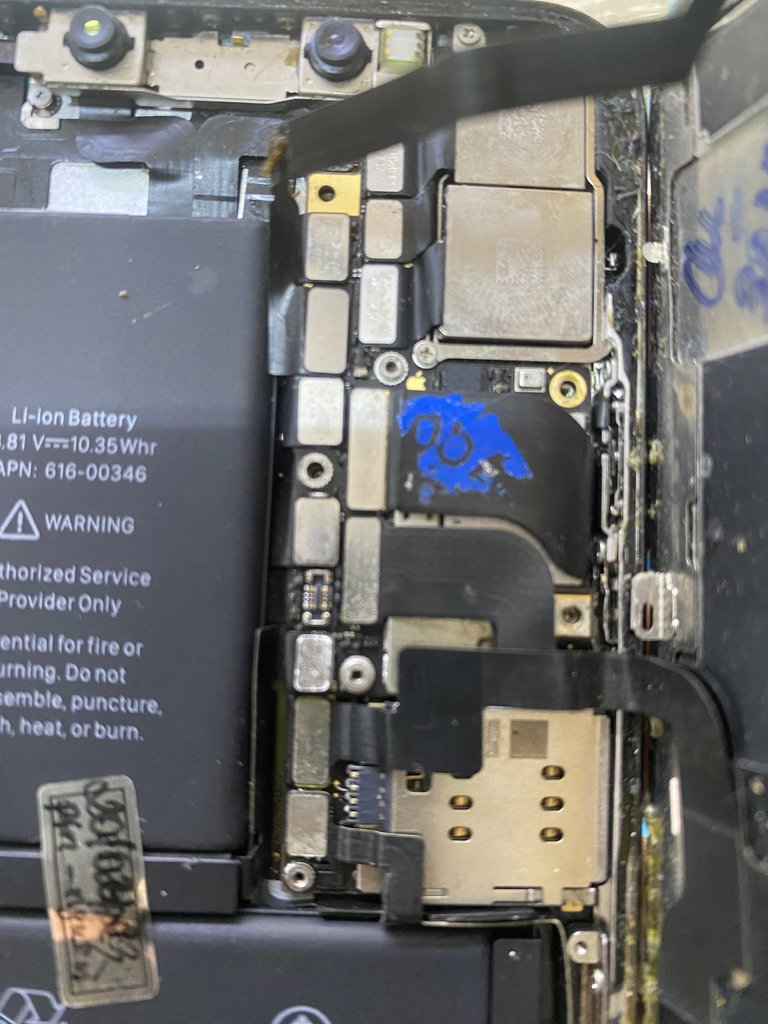 6E6C6C5B-A324-4B57-A670-F6FAD2C00F79.